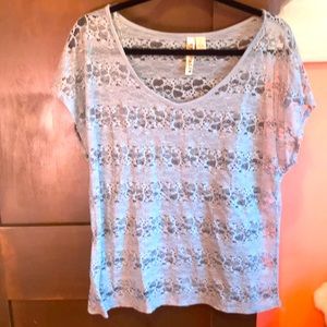 Women’s gray lace top